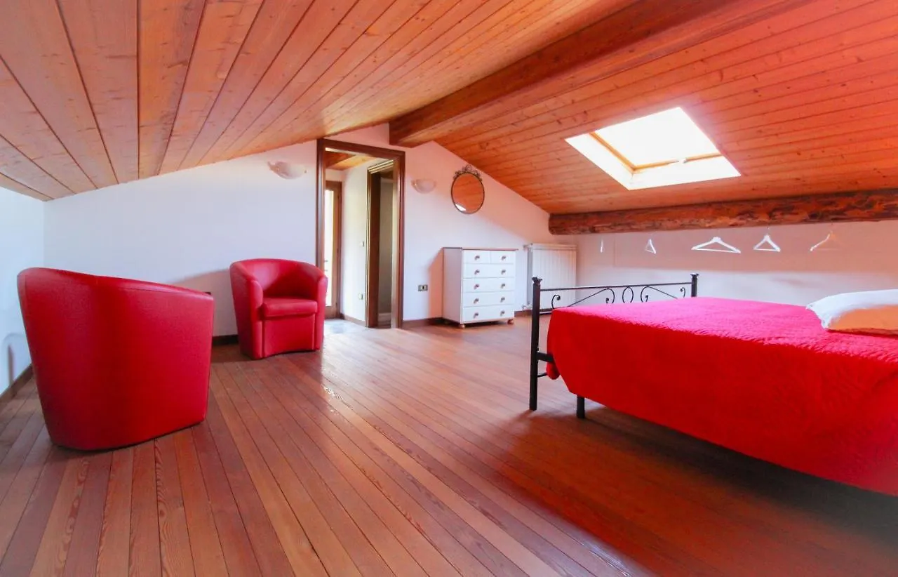 Villa Da Anna Cremia Сasa de vacaciones
